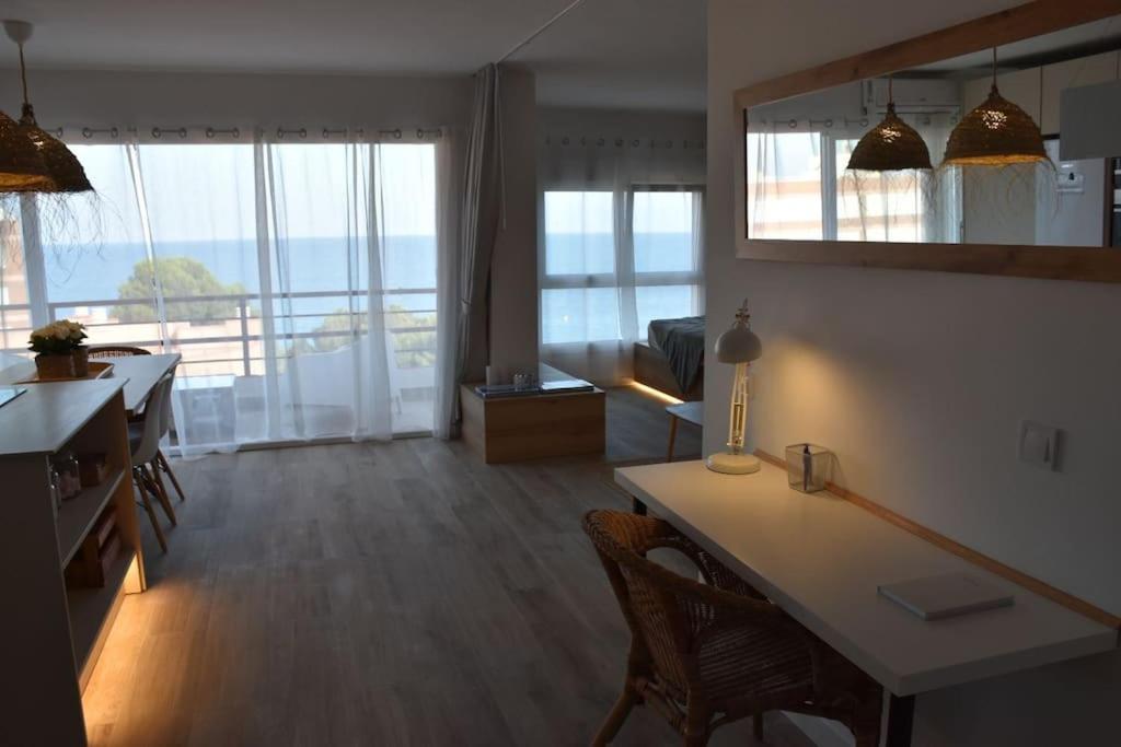 Precioso Apto Miami Primera Linia Playa Cala De Las Sirenas, Con Wifi Y Netflix, Adecuado Para Teletrabajar Miami Playa Екстер'єр фото
